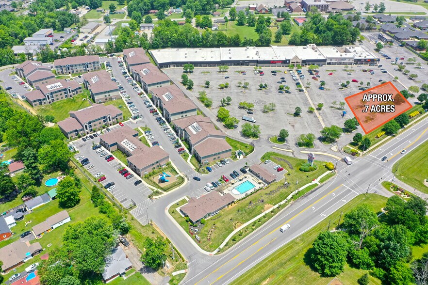 7525 Outer Loop, Louisville, KY à louer - Photo du bâtiment - Image 3 de 5