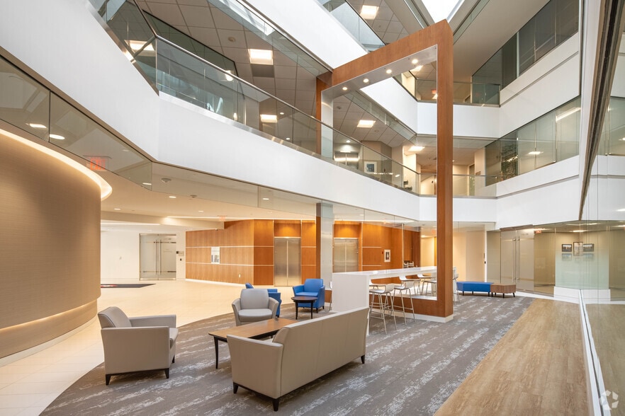 9200-9211 Corporate Blvd, Rockville, MD for lease - Interior Photo - Image 3 of 10