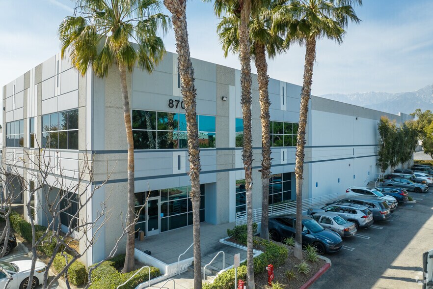 8700 White Oak Ave, Rancho Cucamonga, CA for lease - Building Photo - Image 1 of 7