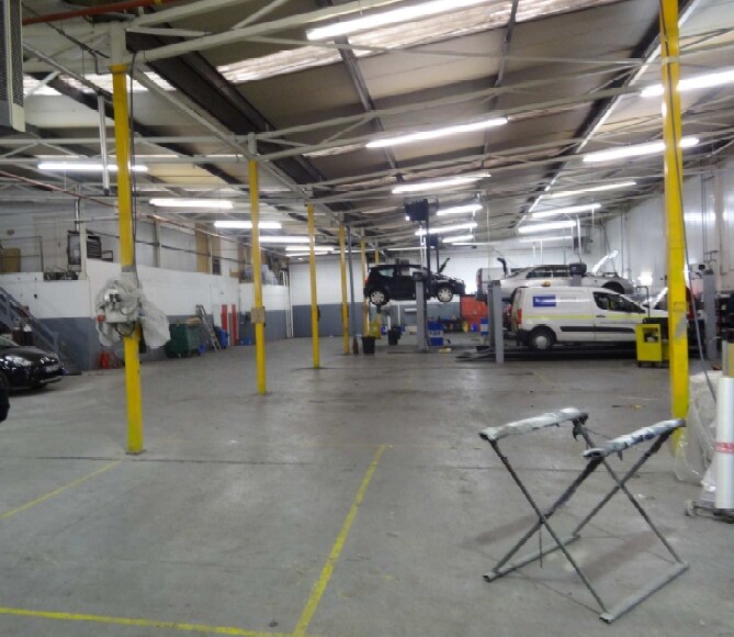 56 Weir Rd, Londres à louer - Photo intérieure - Image 3 de 5