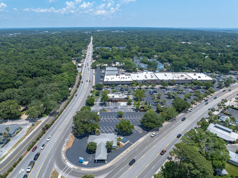 935 Chuck Dawley Blvd, Mount Pleasant, SC for lease - Building Photo - Image 3 of 34