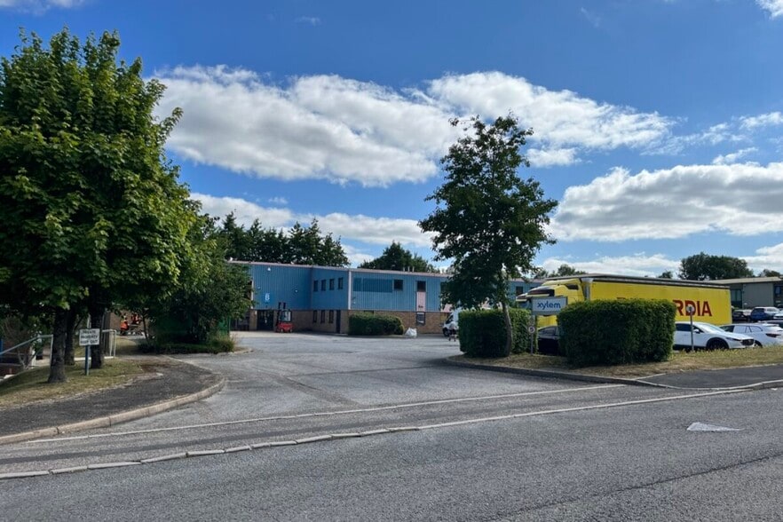 Weycroft Av, Axminster à louer - Photo du bâtiment - Image 3 de 6