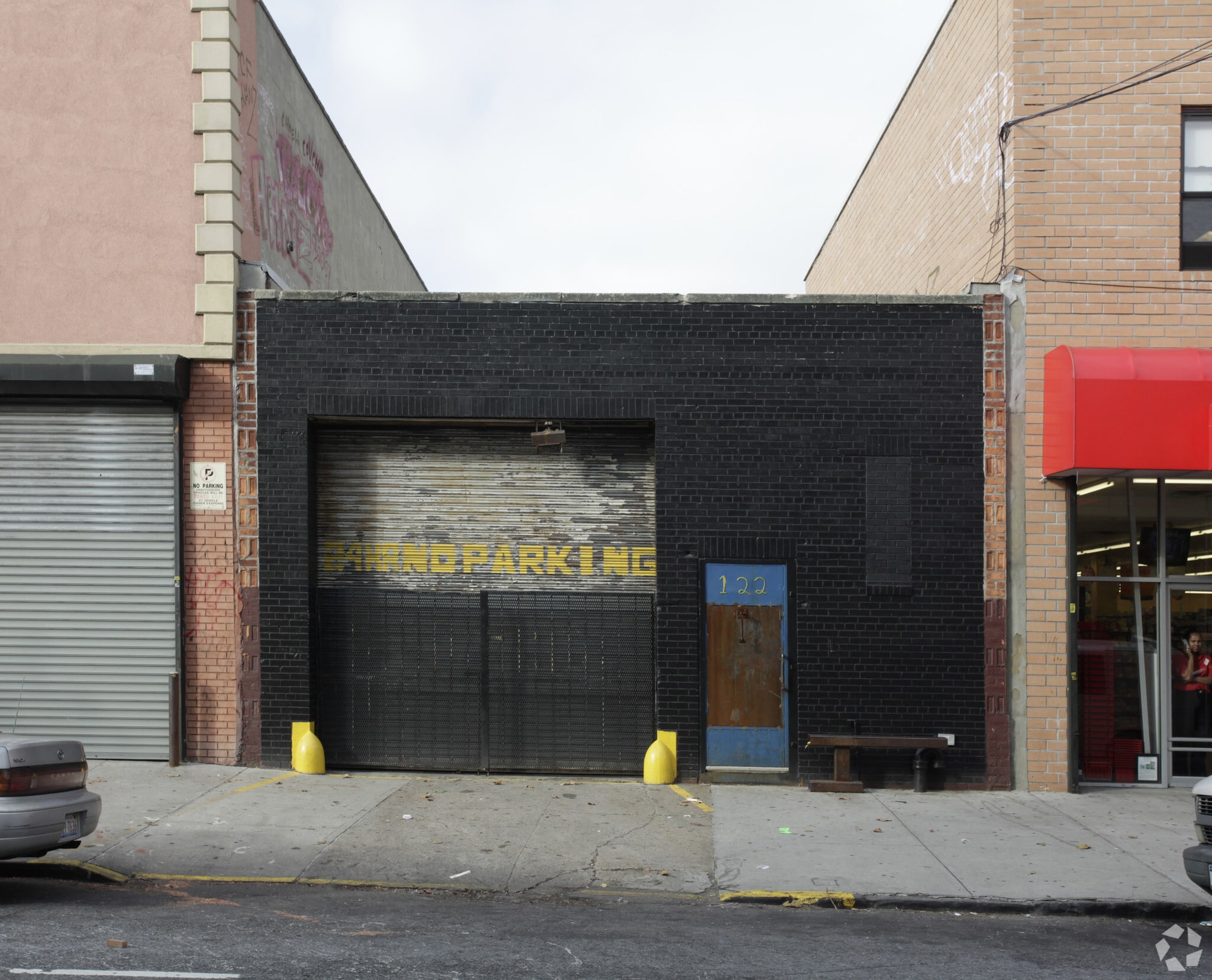 122 Nostrand Ave, Brooklyn, NY for lease Primary Photo- Image 1 of 8