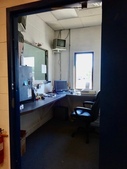 401 Summer St, Fitchburg, MA à vendre - Photo intérieure - Image 2 de 9