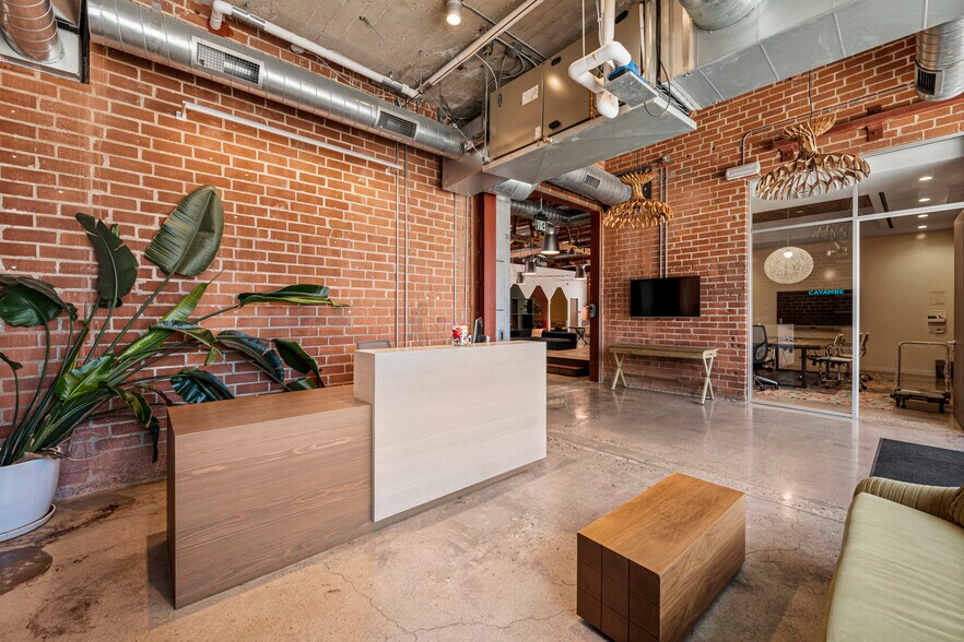 4094 Glencoe Ave, Marina del Rey, CA à louer - Photo du bâtiment - Image 3 de 14