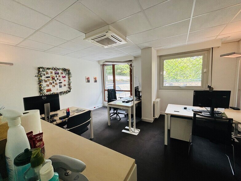 122 Rue De La Croix Nivert, Paris for lease - Building Photo - Image 3 of 7
