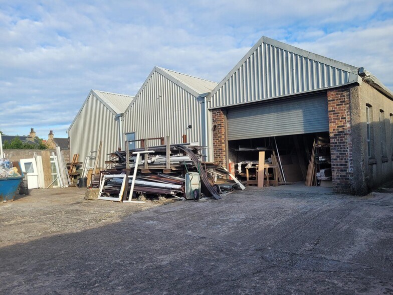 11 Scotia Pl, Falkirk à louer - Photo du bâtiment - Image 2 de 2