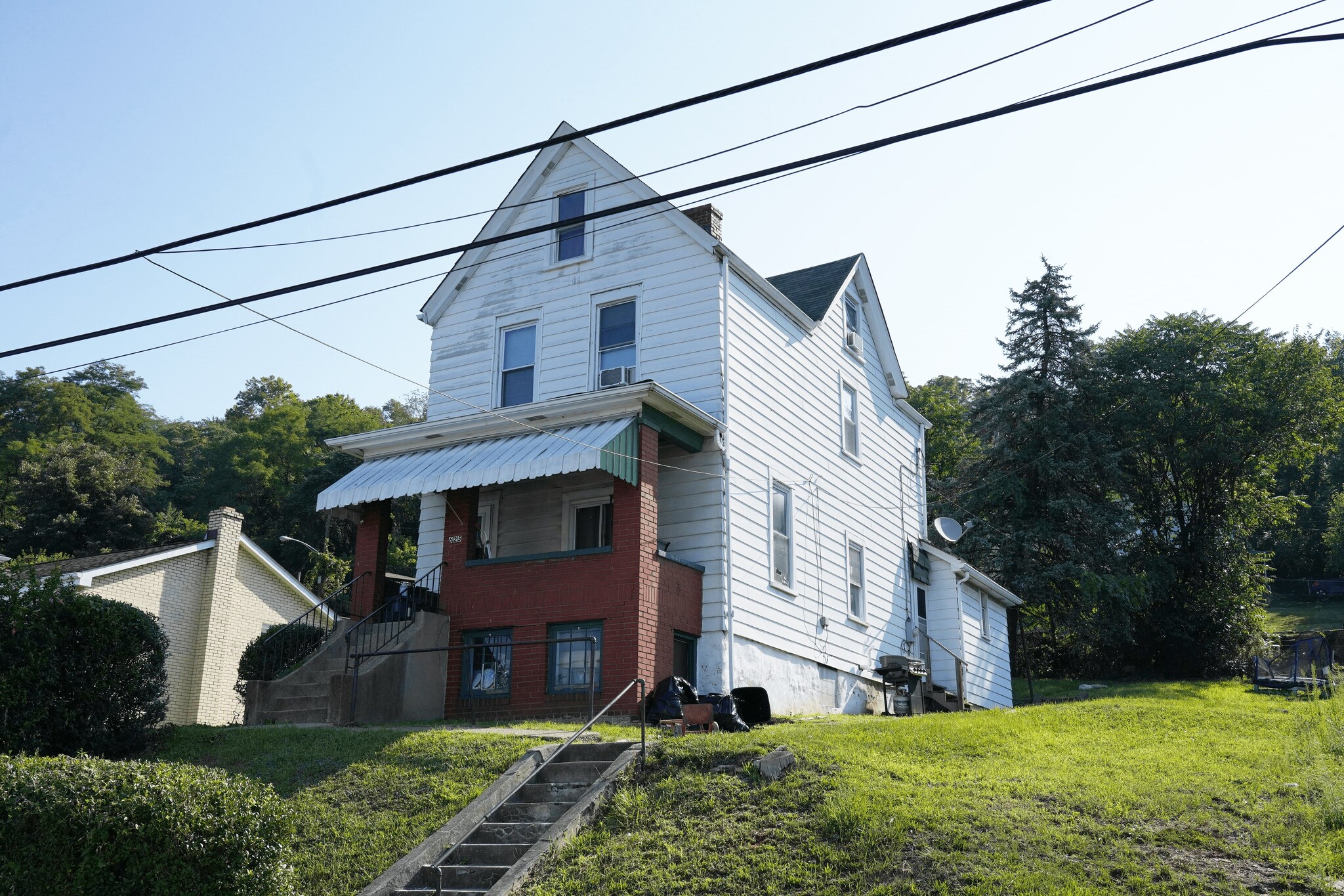 625 Delaware Ave, Glassport, PA for sale Primary Photo- Image 1 of 2
