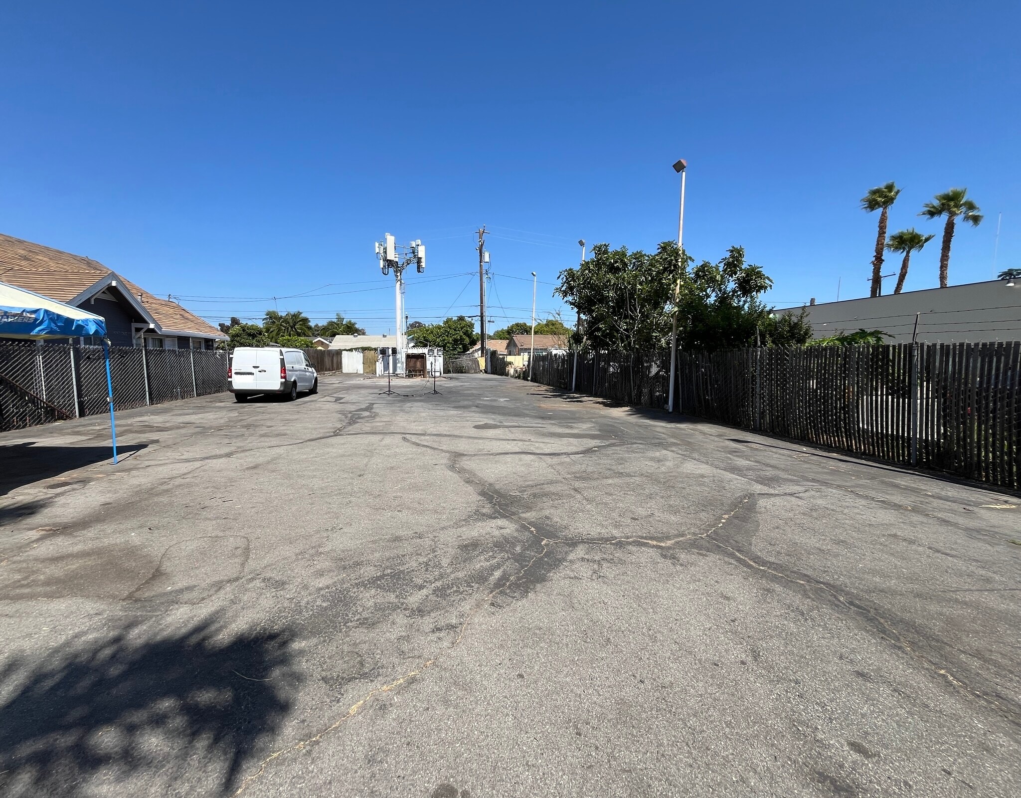 1325 S Main St, Santa Ana, CA for lease Primary Photo- Image 1 of 26