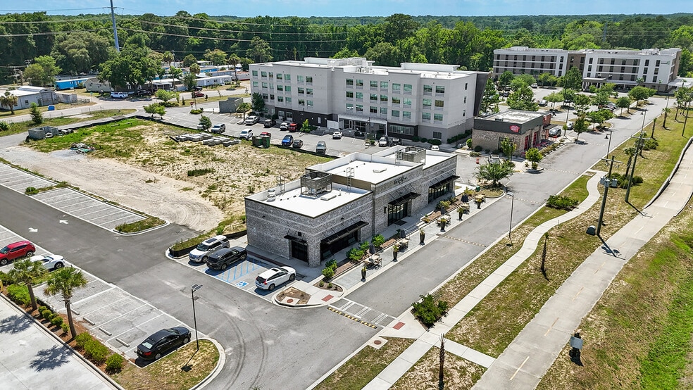 Trask Pky portefeuille de 2 propriétés à vendre sur LoopNet.ca - Aérien - Image 3 de 5