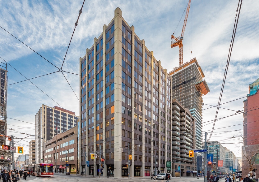 27 Queen St E, Toronto, ON for sale - Primary Photo - Image 1 of 1