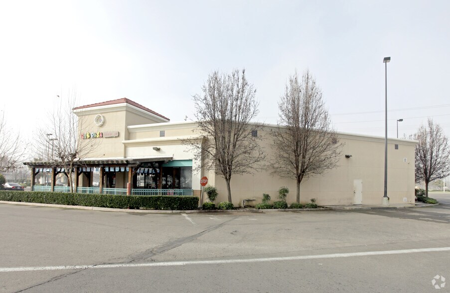 1578-1586 Hillman St, Tulare, CA à louer - Photo du bâtiment - Image 2 de 3