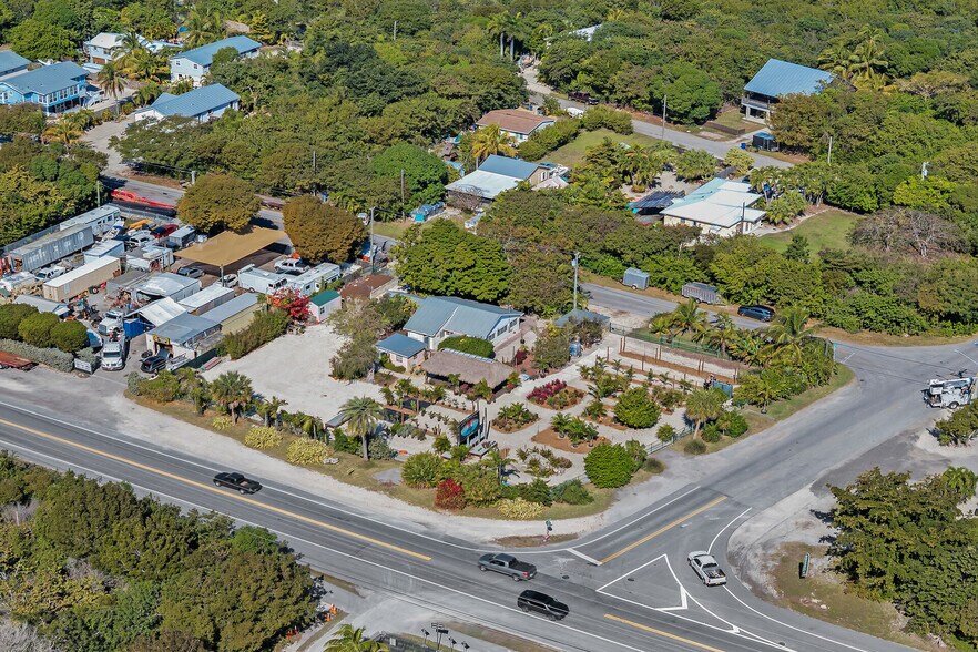 27001 Overseas Hwy, Cudjoe Key, FL à vendre - Photo du bâtiment - Image 3 de 51