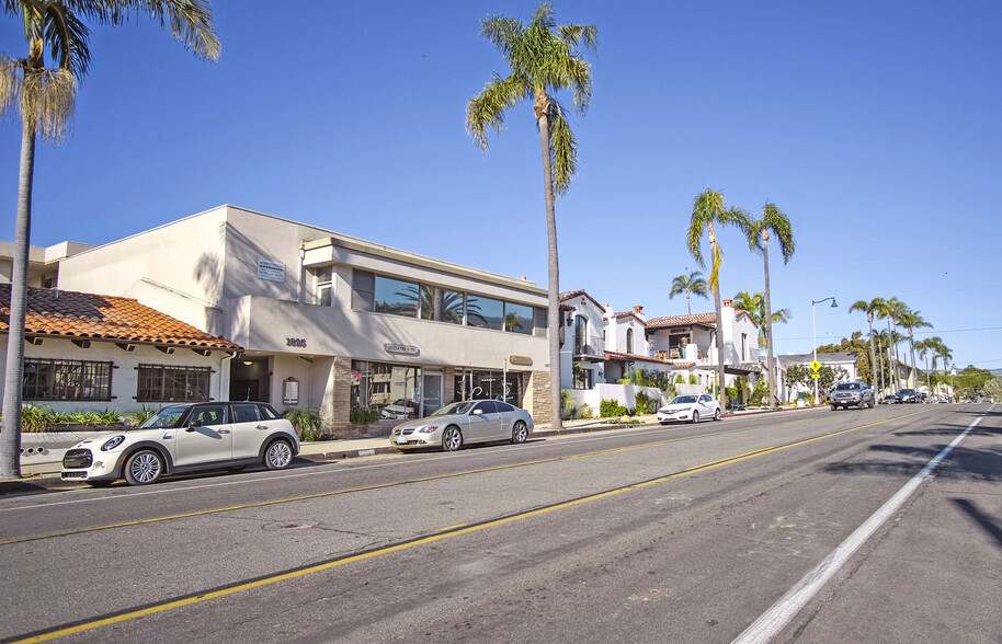 1825 State St, Santa Barbara, CA à louer - Photo du bâtiment - Image 1 de 5