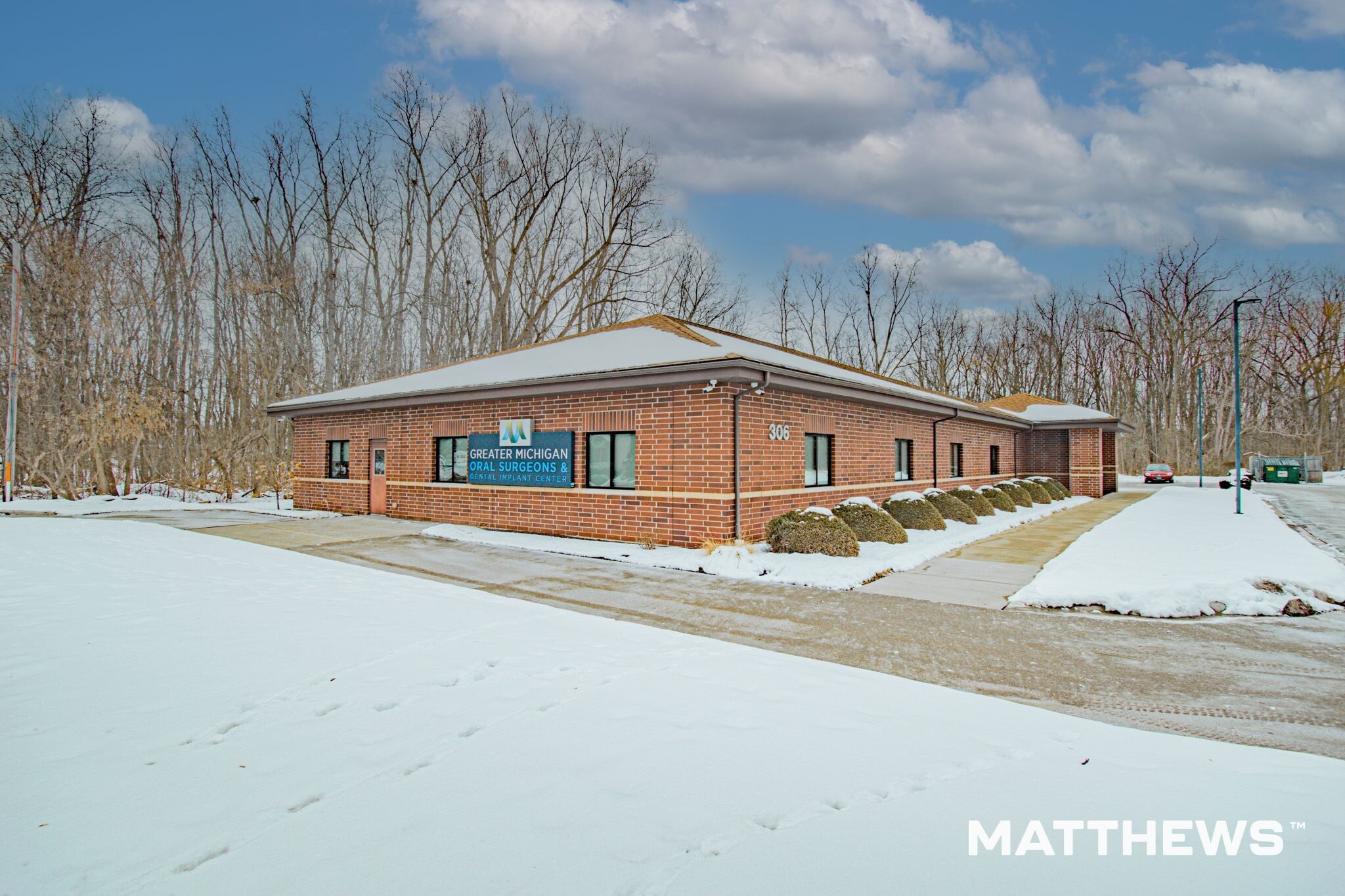 306 N Gould St, Owosso, MI à vendre Photo principale- Image 1 de 4