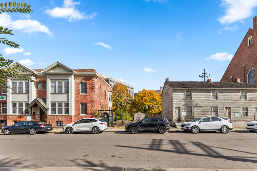 The Corktown Collection portfolio of 3 properties for sale on LoopNet.ca - Building Photo - Image 2 of 30