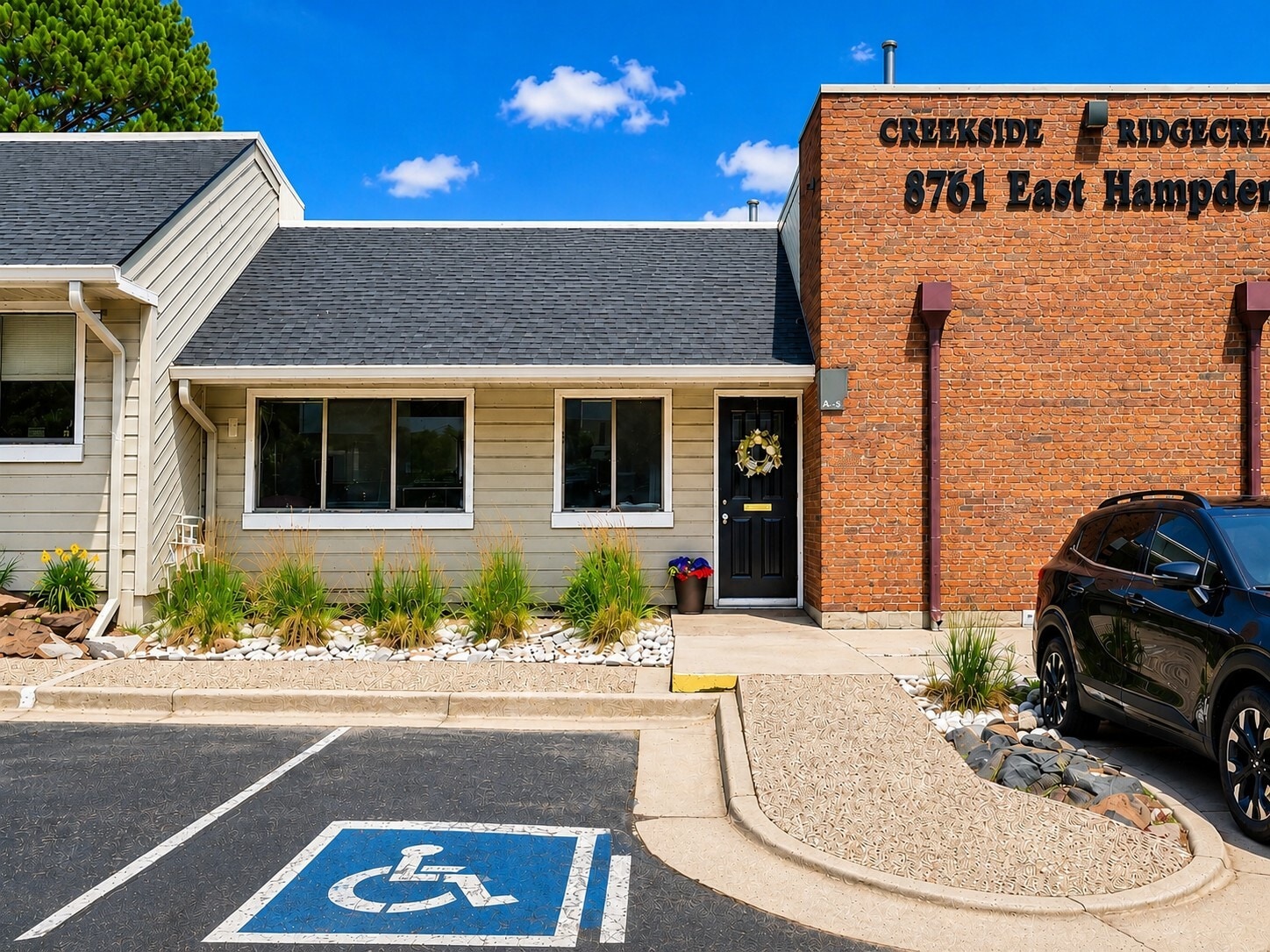 8751 E Hampden Ave, Denver, CO à vendre Photo du bâtiment- Image 1 de 26