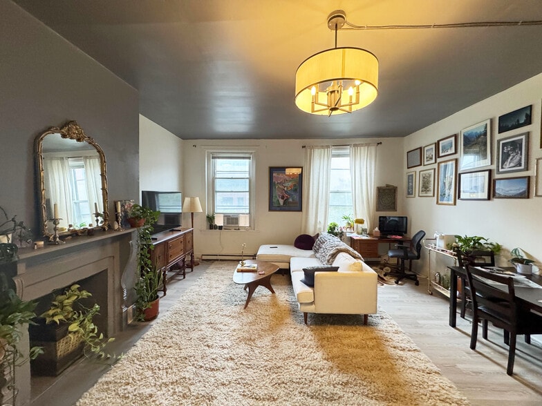 38-50 W Biddle Baltimore, MD 21201, Baltimore, MD for sale - Building Photo - Image 3 of 18
