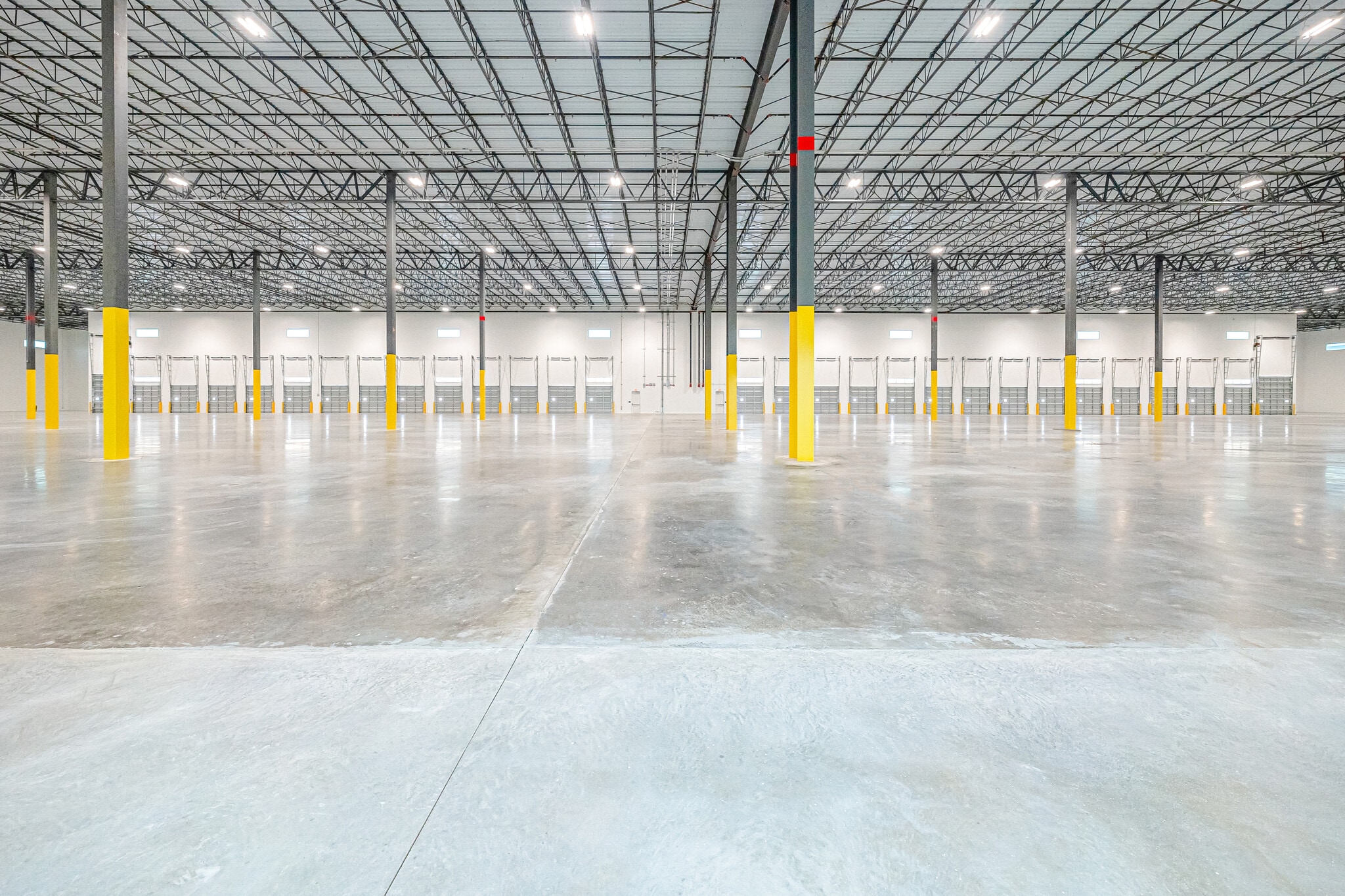 8130 NW 74th St, Medley, FL for lease Interior Photo- Image 1 of 6