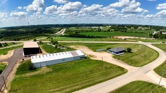 Plus de détails pour 674 County Road O, Mineral Point, WI - Flex à vendre