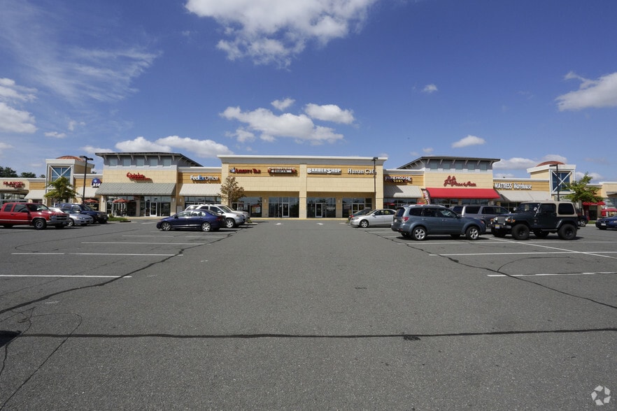 9642-9800 Liberia Ave, Manassas, VA for lease - Building Photo - Image 2 of 8