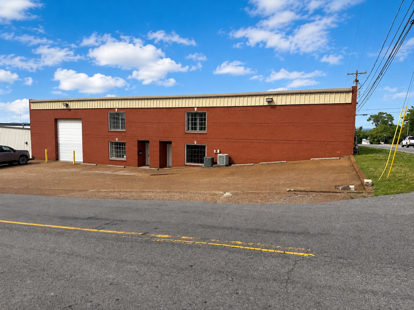 2403 Kline Ave, Nashville, TN for lease Interior Photo- Image 1 of 4