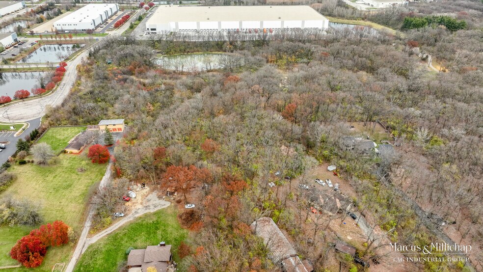 11313 Katherines Xing, Lemont, IL à vendre - Photo du bâtiment - Image 2 de 8