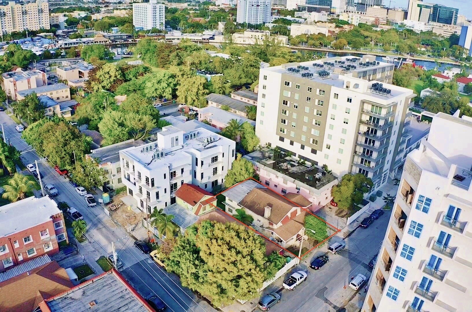 667 NW 1st St, Miami, FL for sale Building Photo- Image 1 of 6