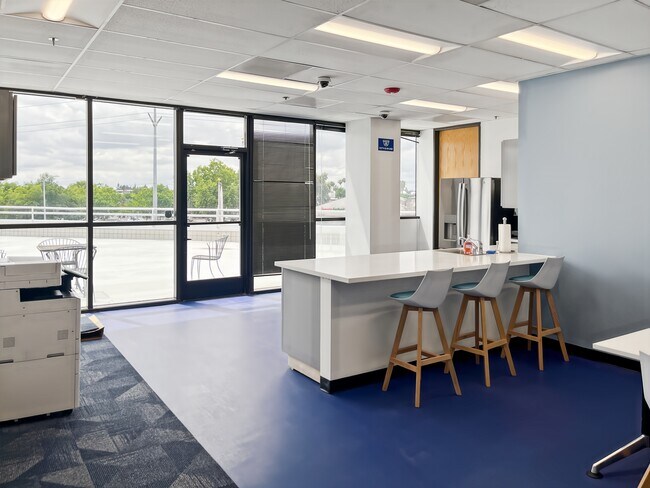 Plus de détails pour 1860 Howe Ave, Sacramento, CA - Coworking à louer