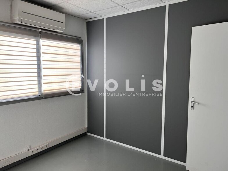 Office in Mérignac for lease - Interior Photo - Image 3 of 5