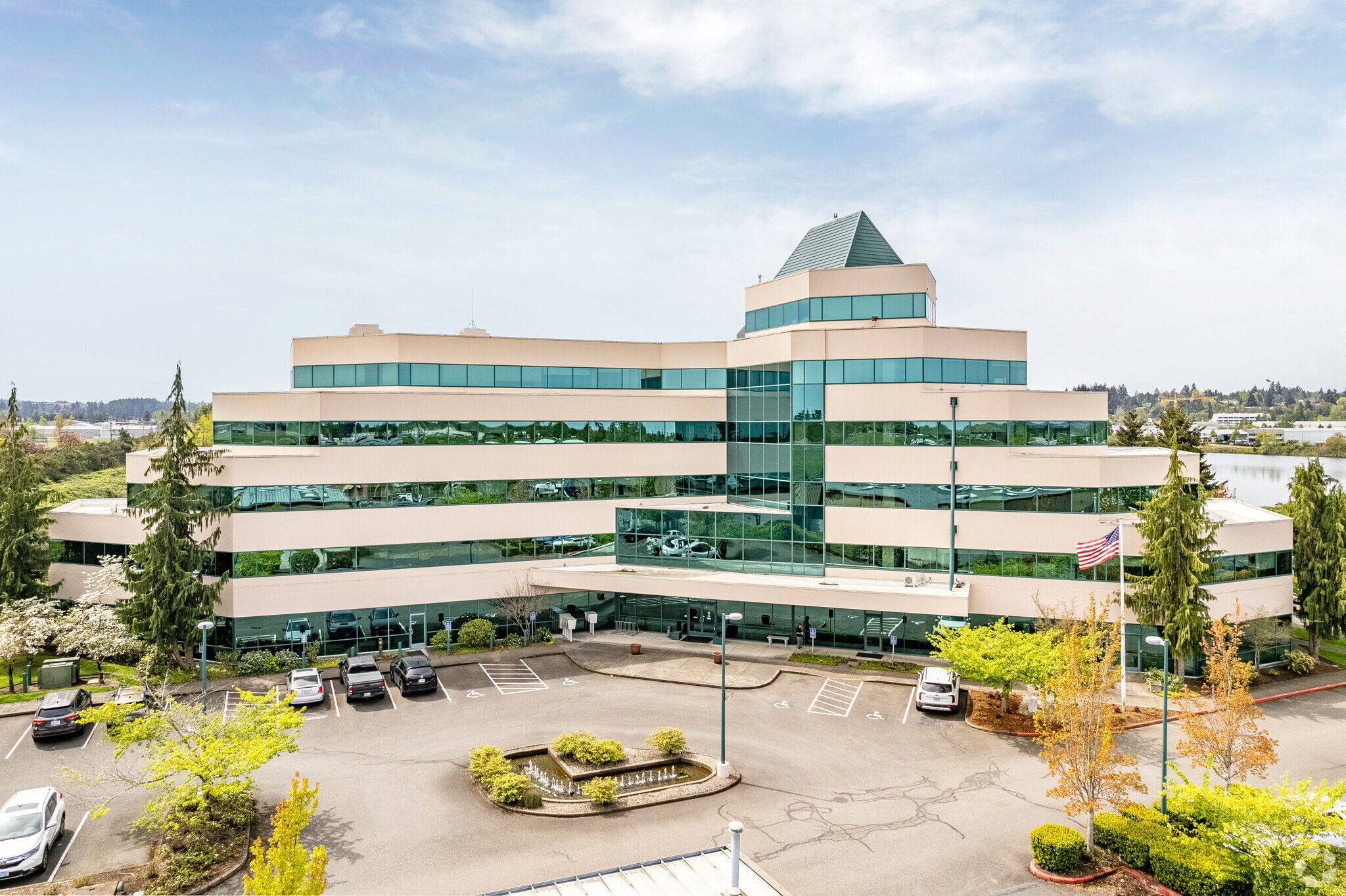 2601 25th St SE, Salem, OR for lease Building Photo- Image 1 of 10