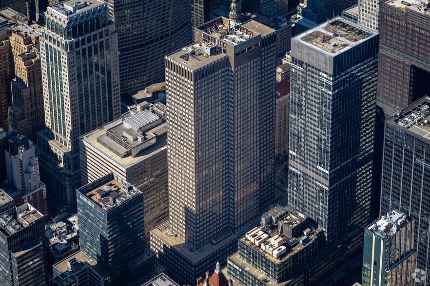 245 Park Ave, New York, NY à louer - Photo du bâtiment - Image 3 de 4