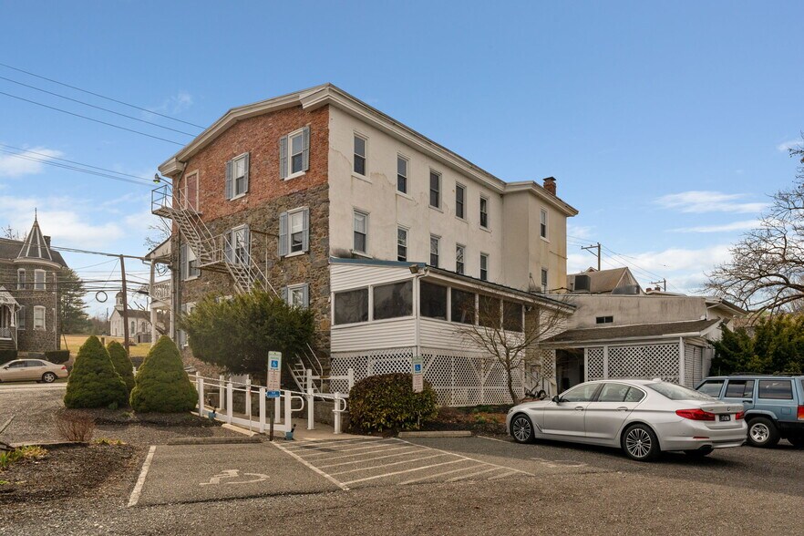 3164 Main St, Green Lane, PA à vendre - Photo du bâtiment - Image 3 de 22