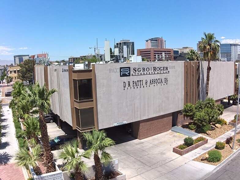 720 S 7th St, Las Vegas, NV à vendre - Photo du bâtiment - Image 1 de 17