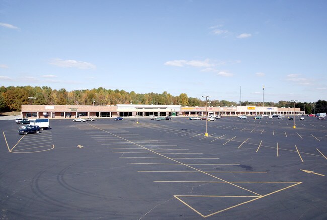 More details for 2161 Hillsboro Blvd, Manchester, TN - Retail for Lease