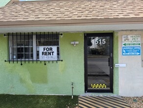 100 SW 15th St, Fort Lauderdale, FL à louer Photo intérieure- Image 1 de 11