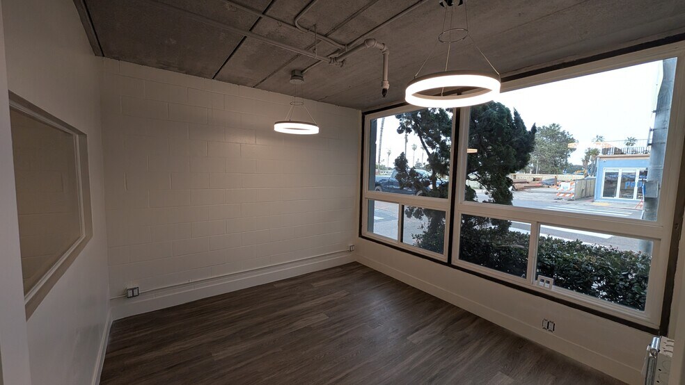 2990 Mission Blvd, San Diego, CA à louer - Photo intérieure - Image 2 de 21