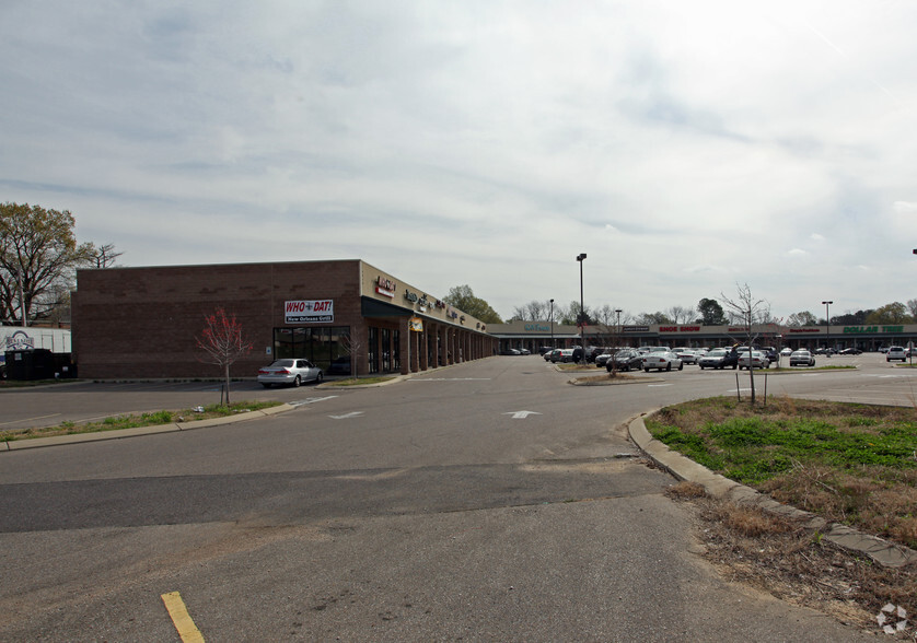 2930 Lamar Ave, Memphis, TN à louer - Photo du bâtiment - Image 2 de 3