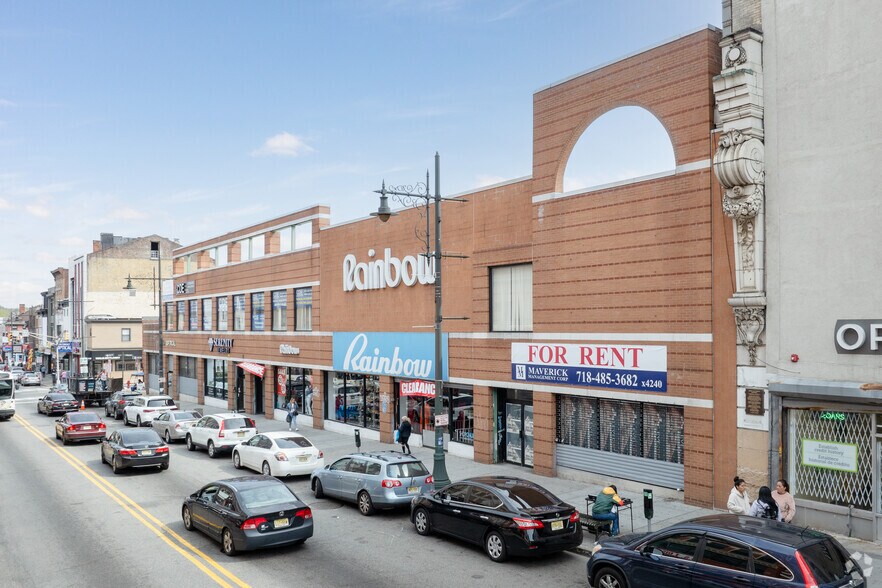 157-183 Main St, Paterson, NJ à louer - Photo du bâtiment - Image 1 de 6