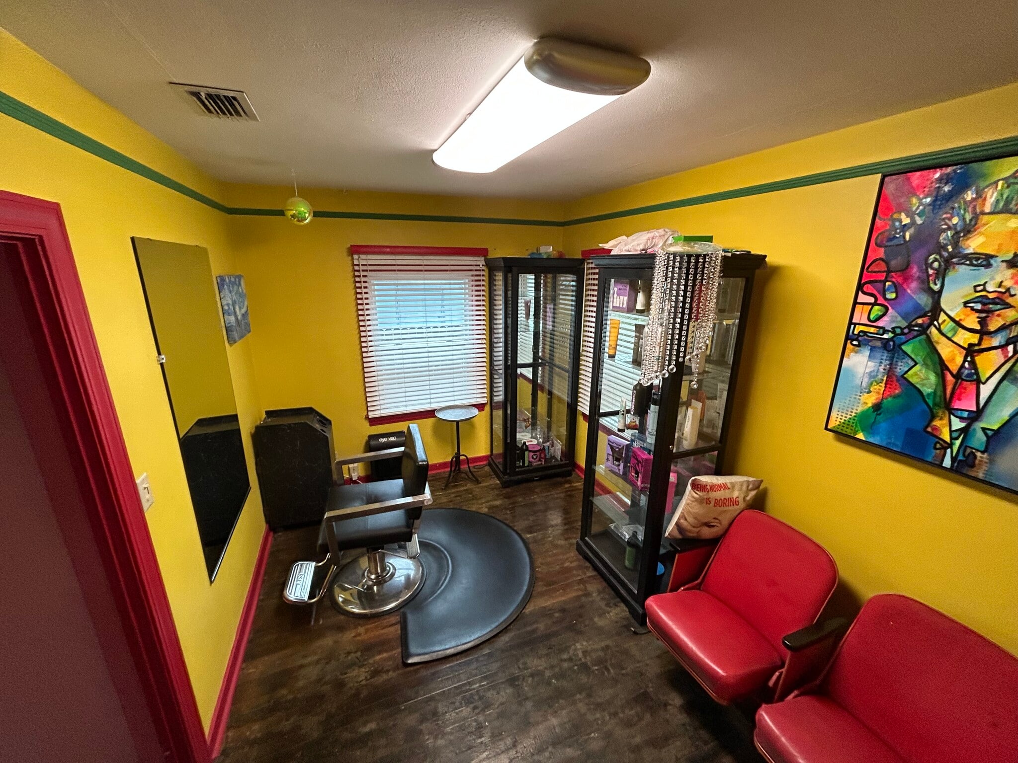 1725 28th St N, Saint Petersburg, FL à louer Photo intérieure- Image 1 de 6