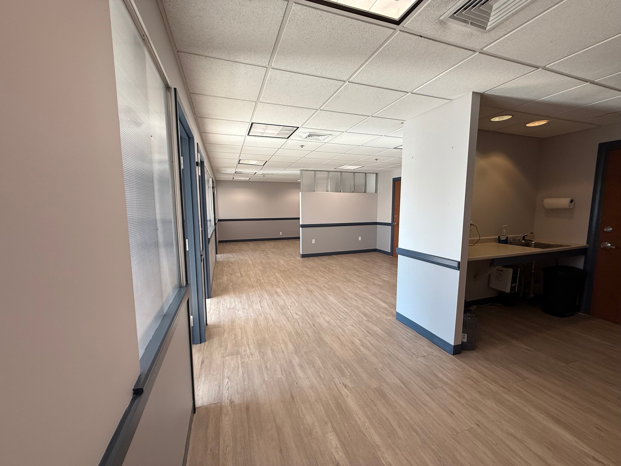 580 Main St, Reading, MA for lease Interior Photo- Image 1 of 7