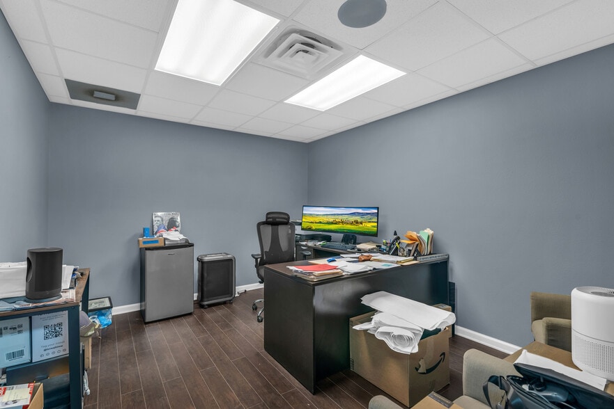 333 Gordon St, Sanford, FL for sale - Interior Photo - Image 1 of 7