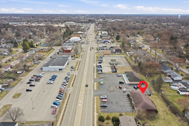 4901 W Elm St, McHenry, IL à vendre - Photo du bâtiment - Image 2 de 27