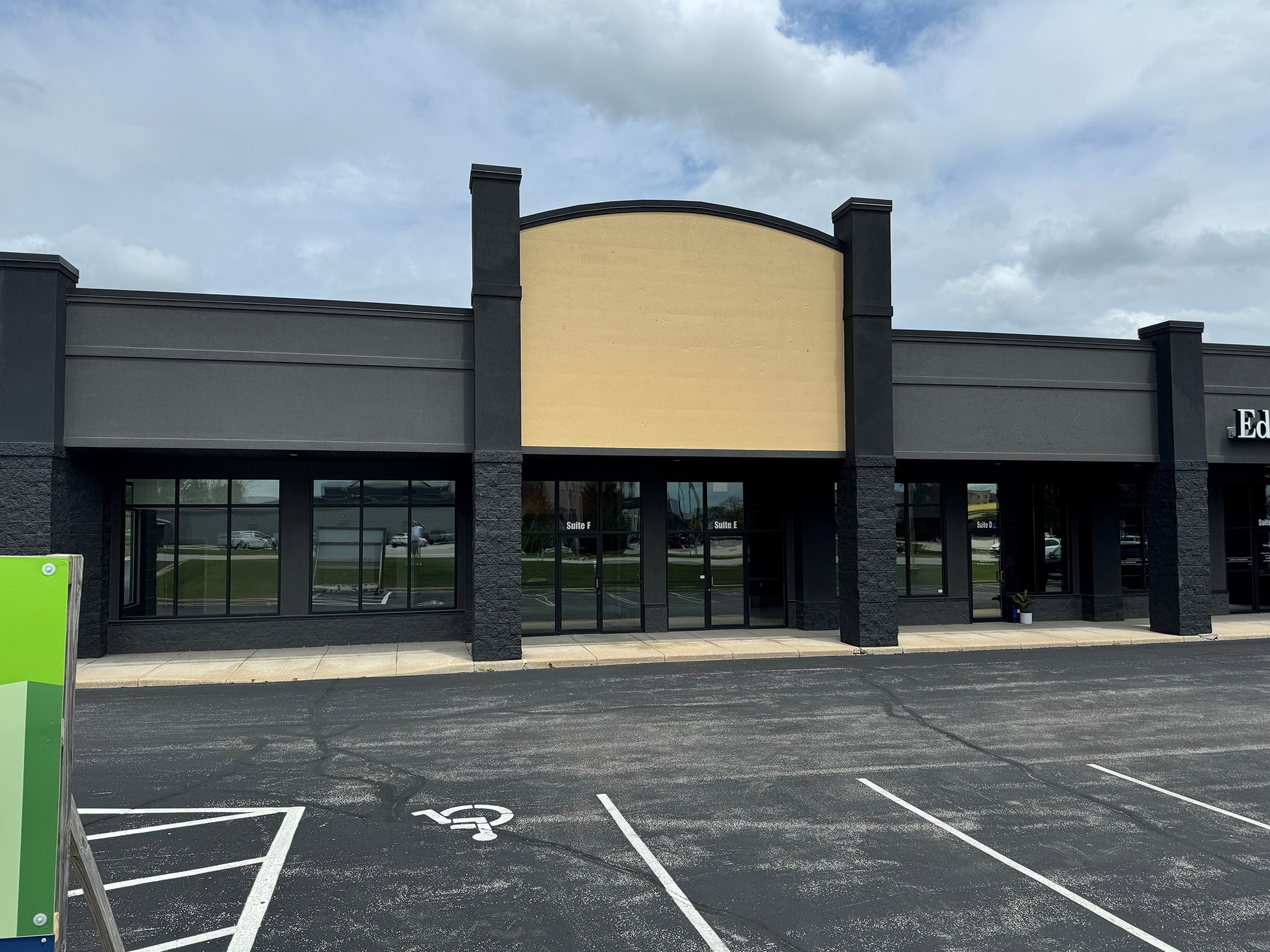 940 Hansen Rd, Green Bay, WI for sale Building Photo- Image 1 of 4