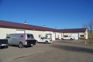 Plus de détails pour 717 27th St SE, Minot, ND - Local d'activités à louer