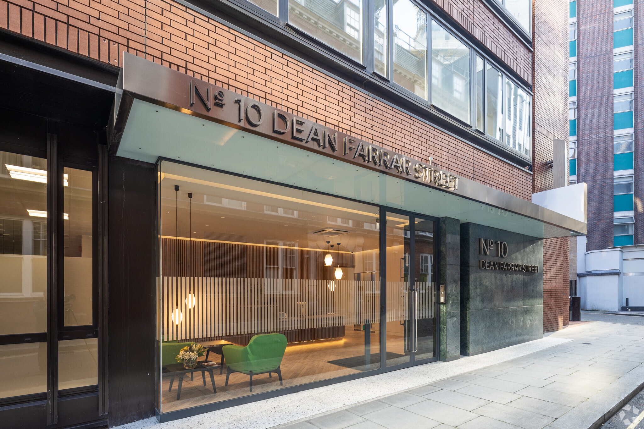 10 Dean Farrar St, Londres à louer Photo du bâtiment- Image 1 de 13