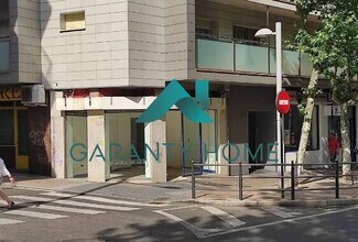 Plus de détails pour Multi-résidentiel à vendre