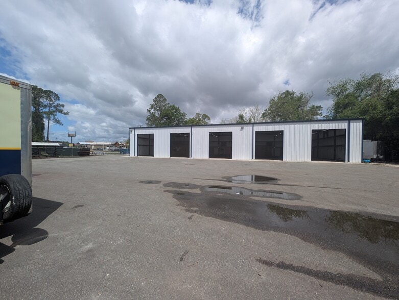 9755 S. R. Florida 121 S, Macclenny, FL à louer - Photo principale - Image 1 de 37