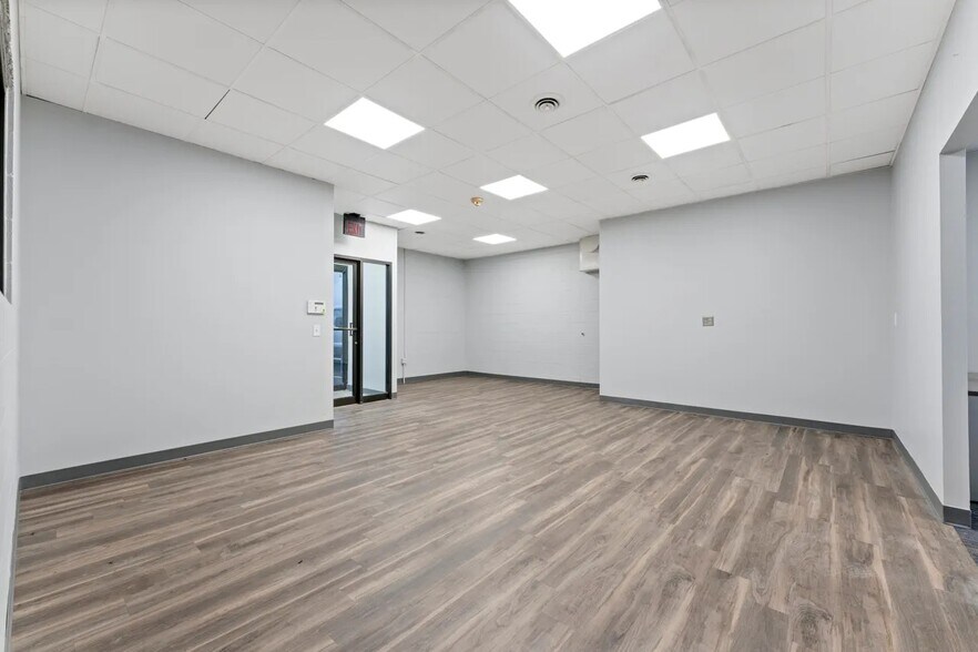 5625 Enterprise Blvd, Toledo, OH à louer - Photo du bâtiment - Image 1 de 59