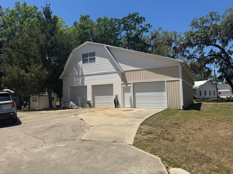 206 Barwick St, Wildwood, FL à vendre - Photo principale - Image 1 de 11